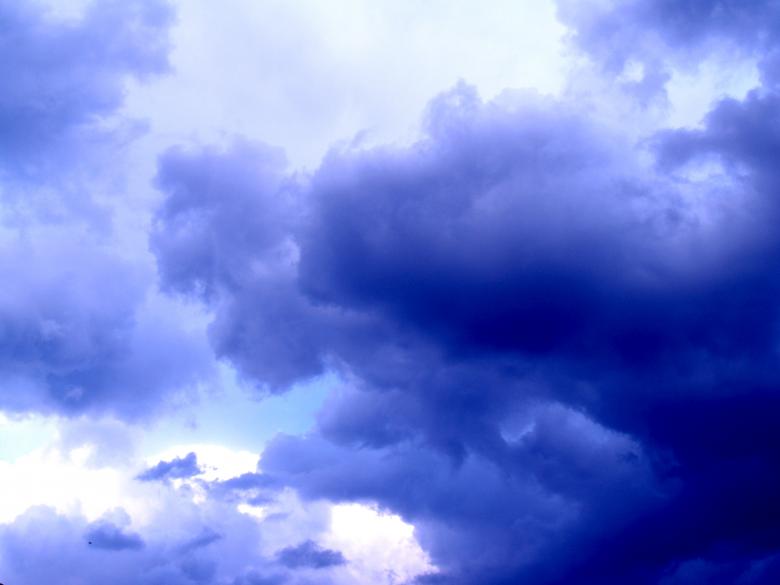 Free stock image of Cloudy blue sky created by Alen