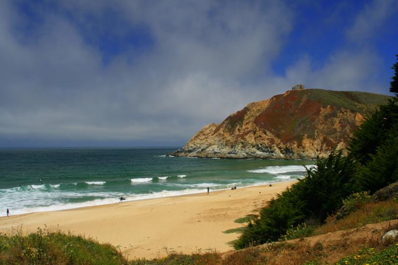 Free stock image of Half Moon Bay created by Ajith