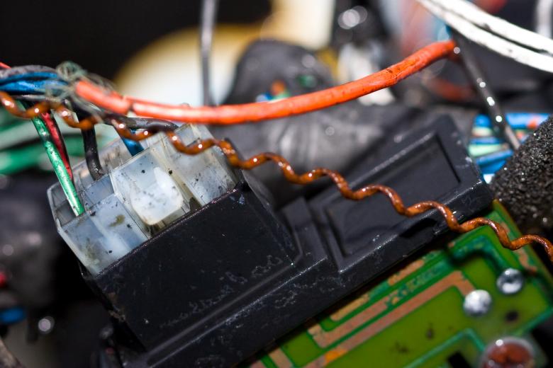 Free stock image of Circuit board and wires created by Bjorgvin