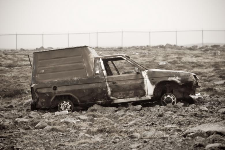 Free stock image of Burned mini van created by Bjorgvin