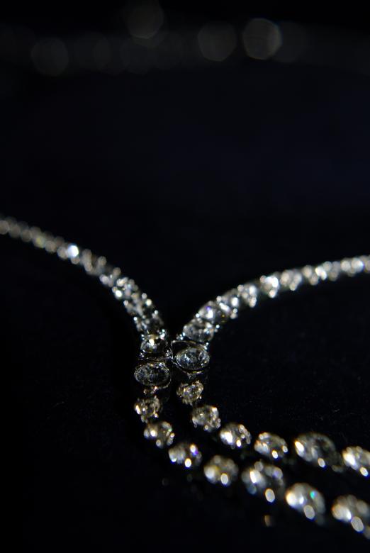 Free stock image of Crystal necklace created by frhuynh