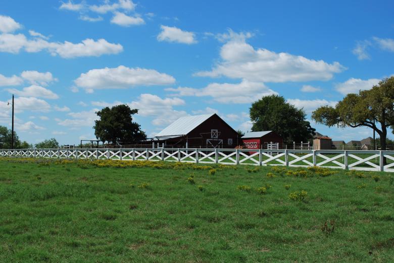 Free stock image of Red Barn created by kkDonut
