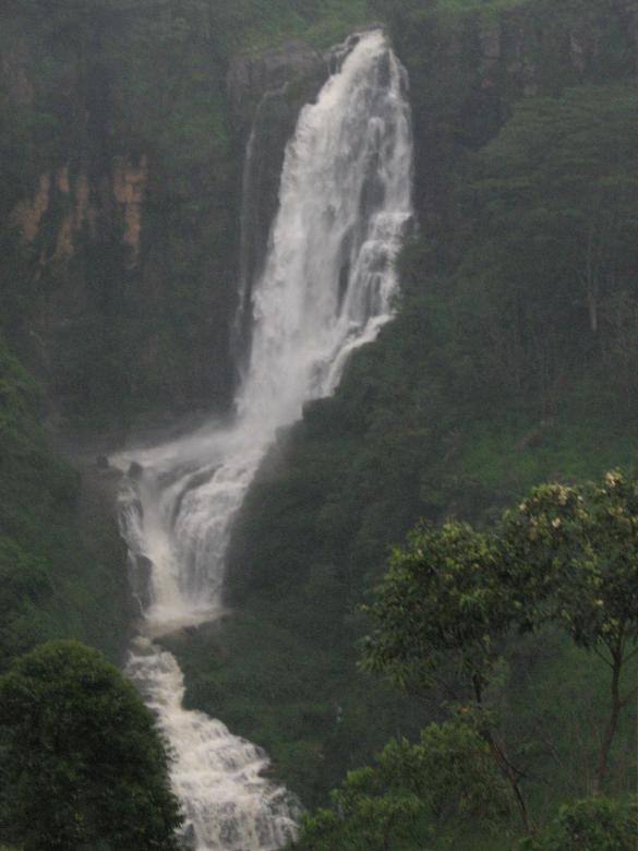 Free stock image of Water fall in Sri Lanka created by Nirodha Abeywardana