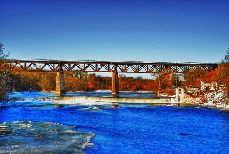 Free stock image of Trainbridge created by Brad