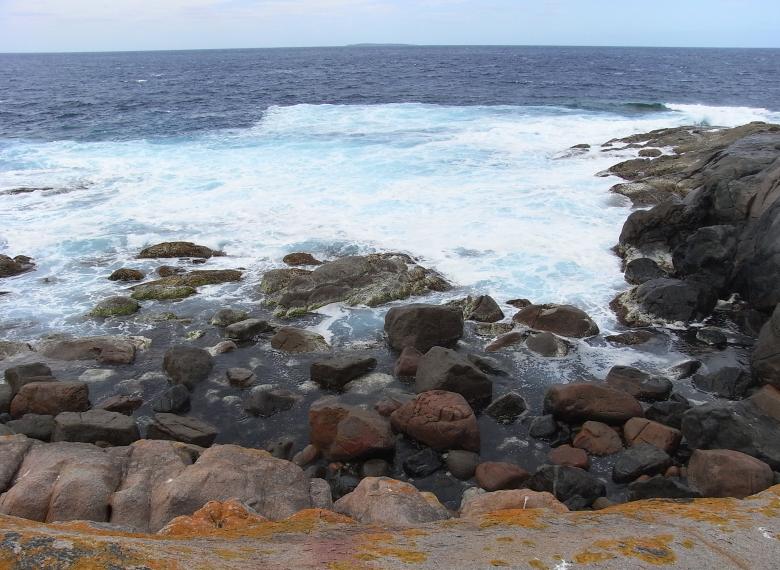 Free stock image of Rocks and surf created by Jackie Skeate