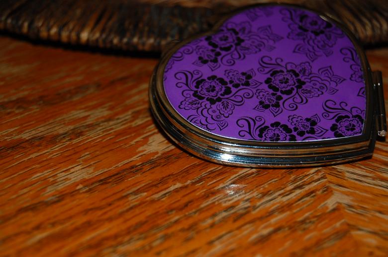 Free stock image of Purple object created by RuelCastillo