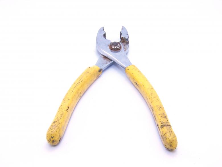 Free stock image of Pliers created by homero chapa