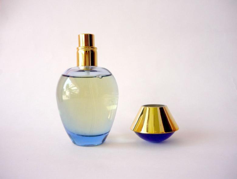 Free stock image of Perfume created by Bilal Aslam