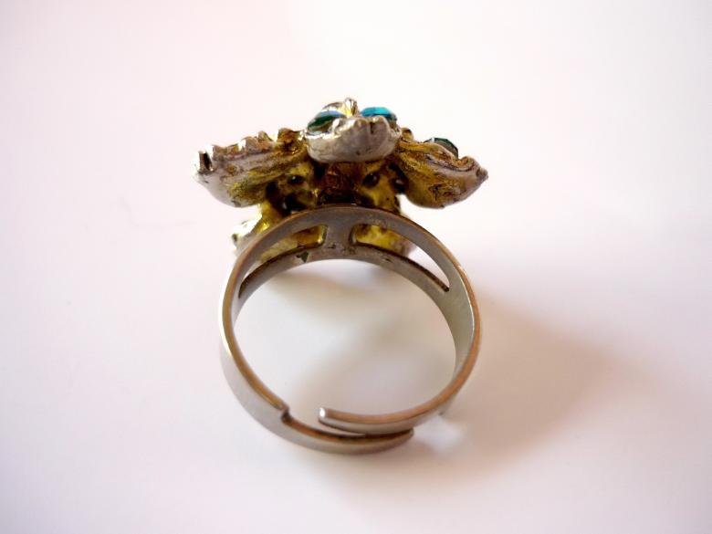 Free stock image of Flower Ring created by Bilal Aslam