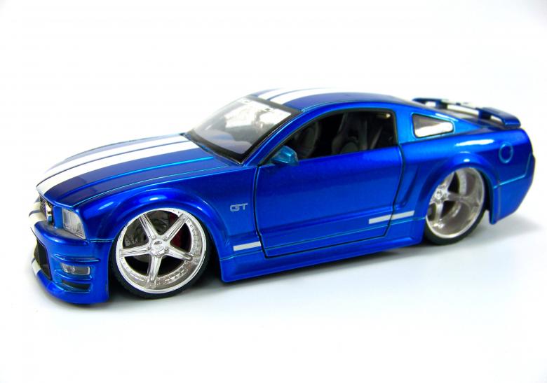 Free stock image of Toy car created by homero chapa