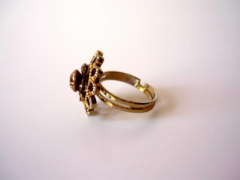 Free stock image of Ring created by Bilal Aslam