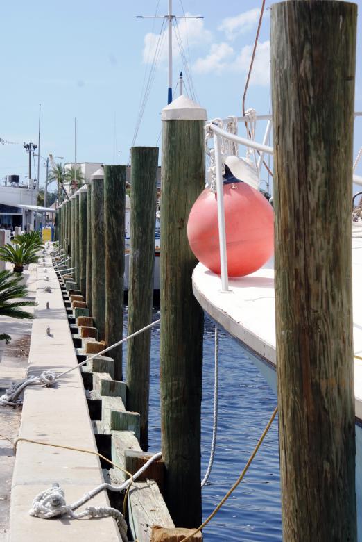 Free stock image of Fishing Boat Pier created by Jesus Baez