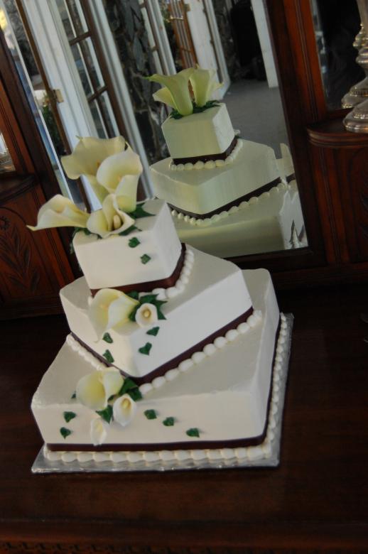 Free stock image of Wedding cake created by James