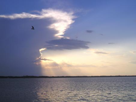 The heavenly lights before the storm - Free Stock Photo