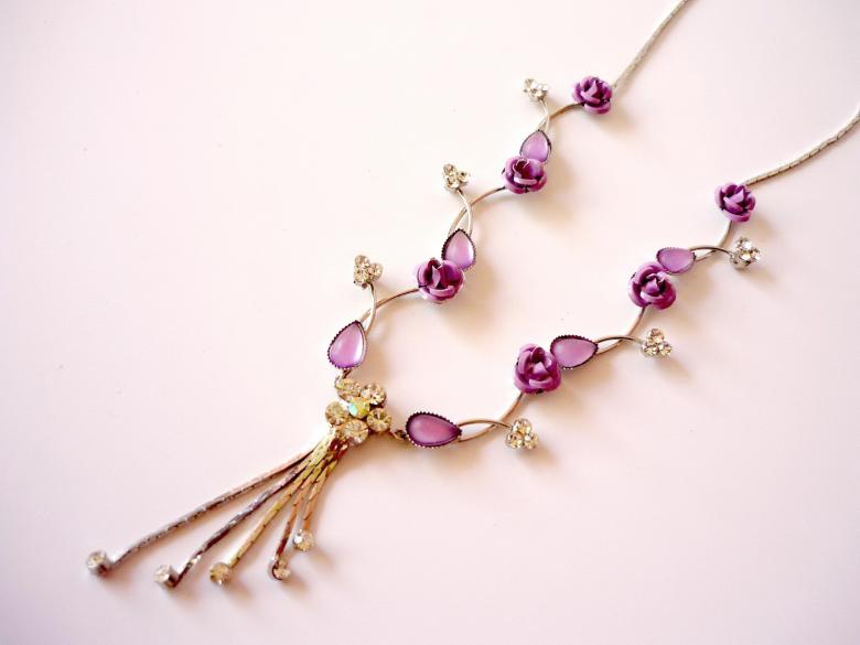 Free stock image of Necklace created by Bilal Aslam