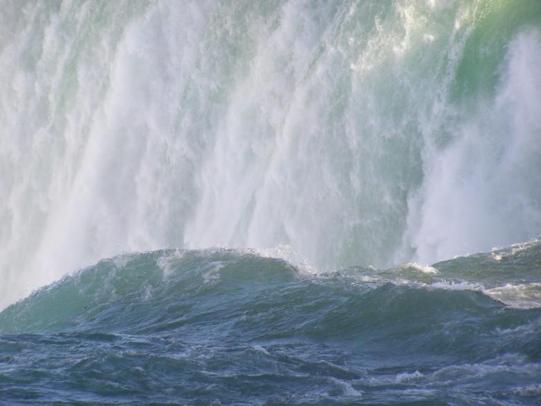 Free stock image of Canada - Niagara Falls - Spring created by The Nager Family