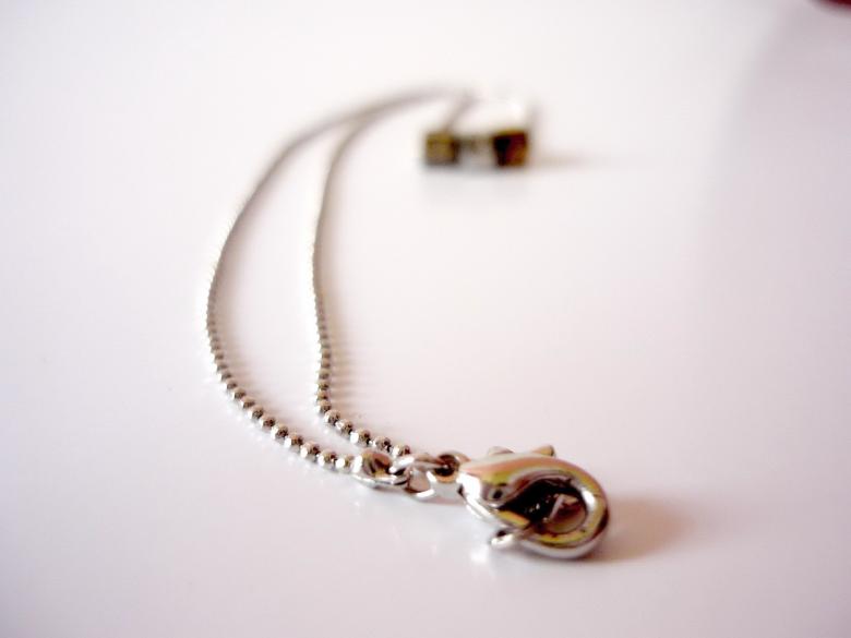 Free stock image of Necklace created by Bilal Aslam