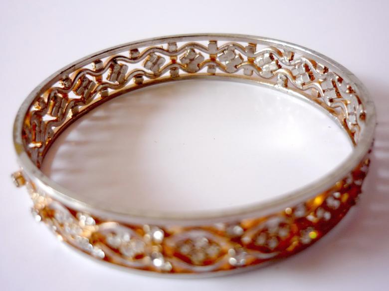 Free stock image of Gold Bangles created by Bilal Aslam