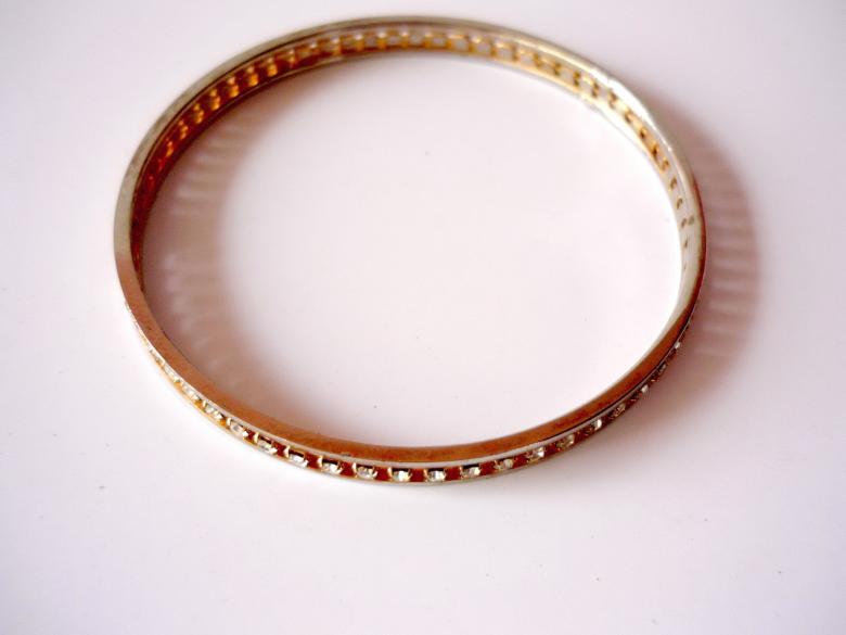 Free stock image of Gold Bangles created by Bilal Aslam