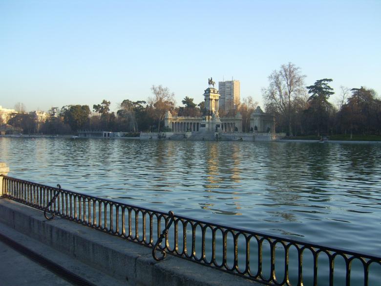 Free stock image of Parque del Retiro Madrid created by Jose