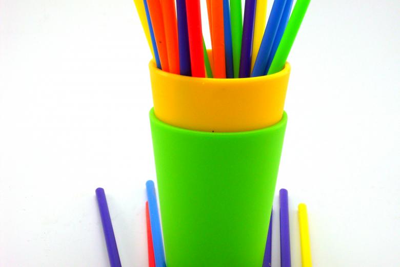 Free stock image of Colorful cups and straws created by homero chapa