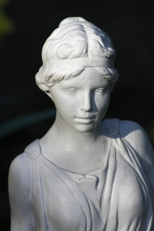 Free stock image of Garden statue created by paul clifton
