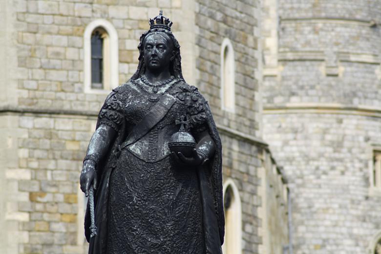Free stock image of Queen Victoria Statue created by paul clifton