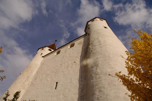 Free Stock Photo of White Castle Towers