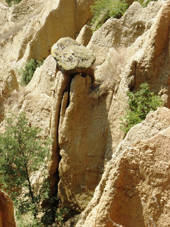 Free stock image of Rock pyramid  created by Yuliy Ganev