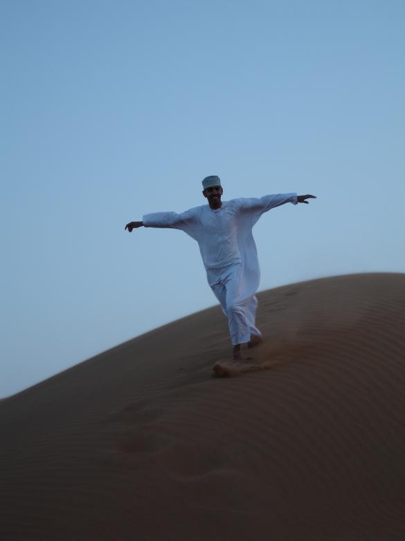 Free stock image of Omani desert people created by Aparna Khanna