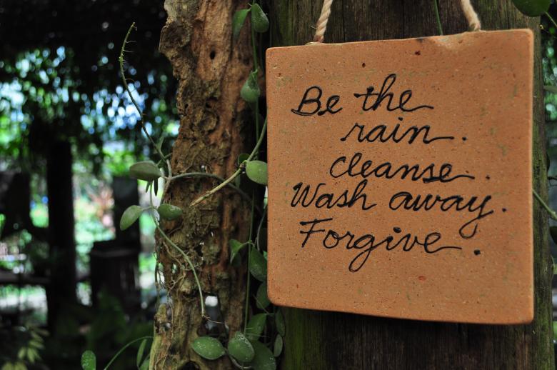 Free stock image of Say it on clay created by Eduardo Cleofe