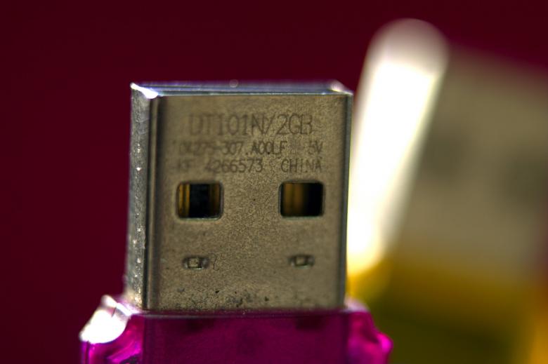 Free stock image of USB invaders created by homero chapa