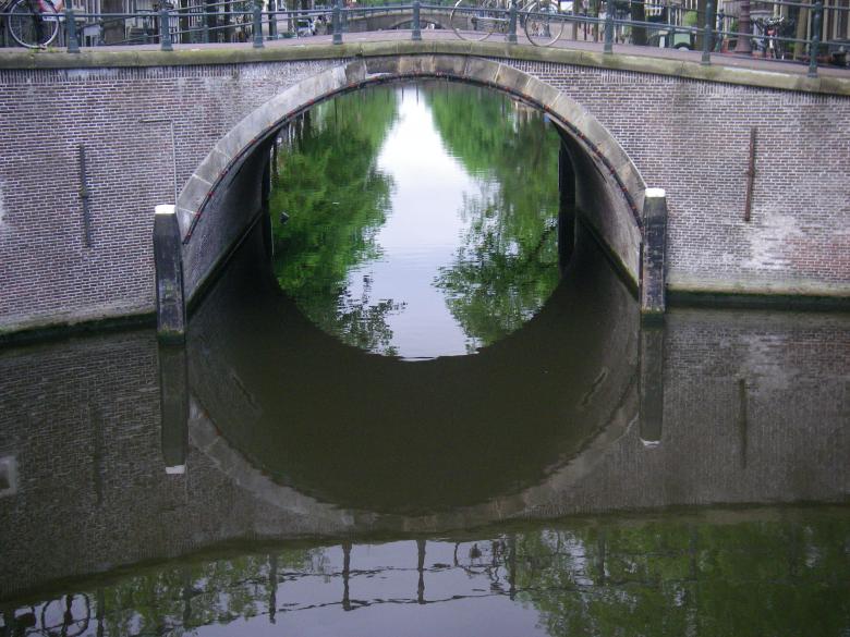 Free stock image of Bridge reflection created by Paul Hoskin