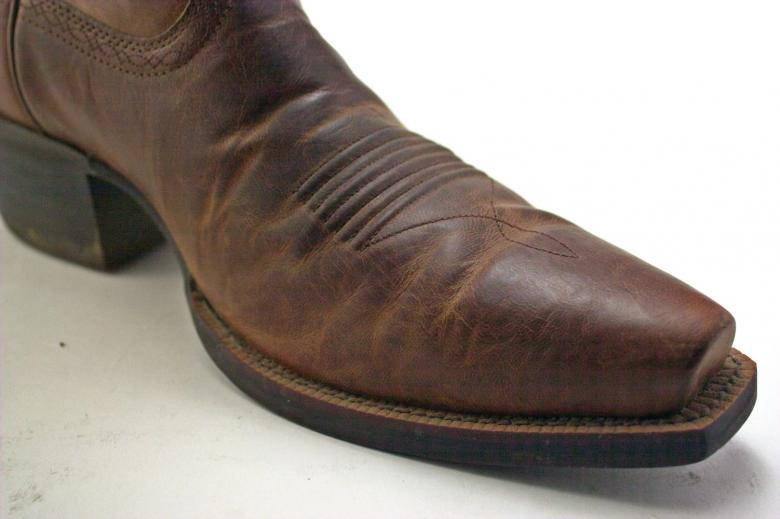 Free stock image of Leather Cowboy Boot created by homero chapa
