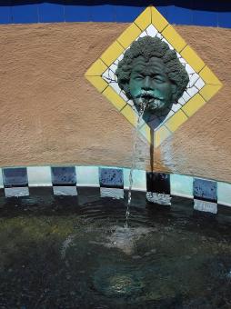 Face fountain