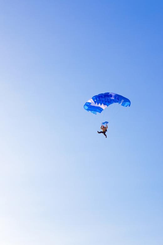Free stock image of skydiver created by 2happy