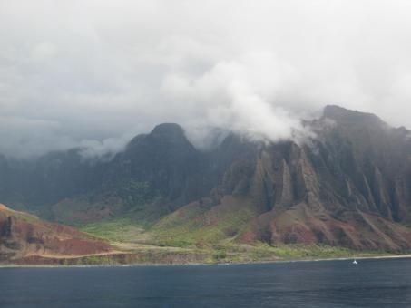 Hawaiian mountainside - Free Stock Photo