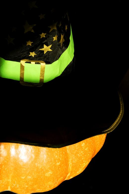 Free stock image of Halloween Pumpkin with Witches Hat created by 2happy