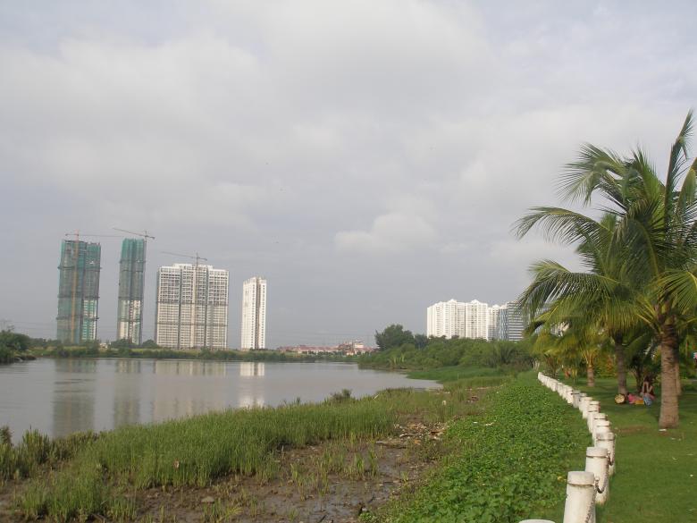 Free stock image of Building on river created by Nguyen Thao