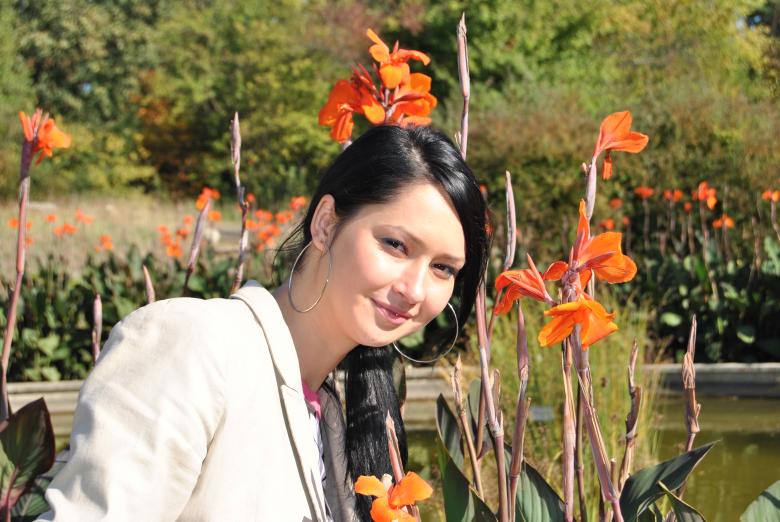 Free stock image of Girl in garden created by volf laurentiu emanuel