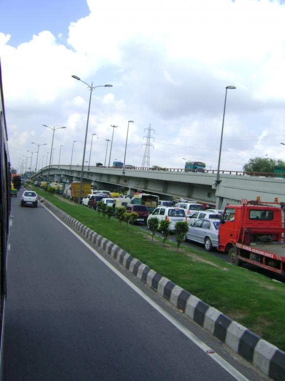 Free stock image of Road and Vehicles created by Tona sam