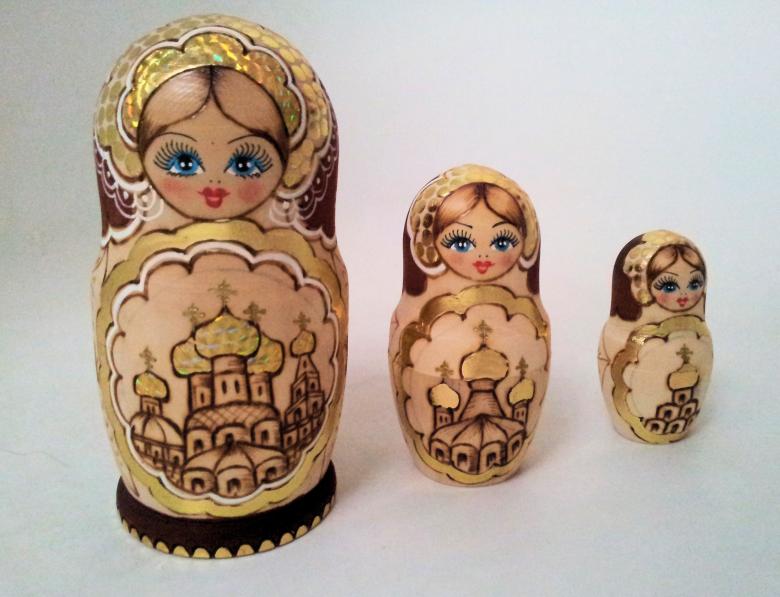 Free stock image of Matryoshka dolls created by David Pellon