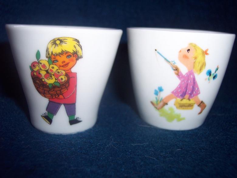 Free stock image of Two egg cups created by Katharine Sparrow