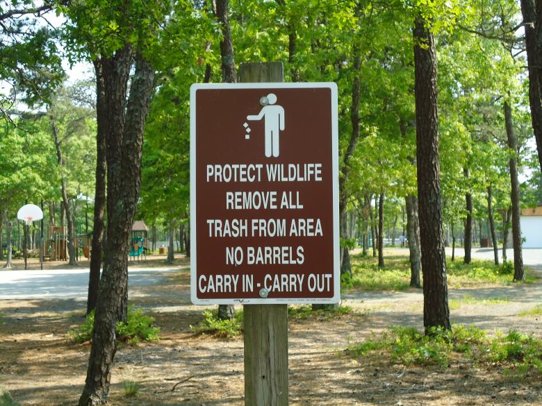 Free stock image of Wildlife Sign at Park created by Katharine Sparrow
