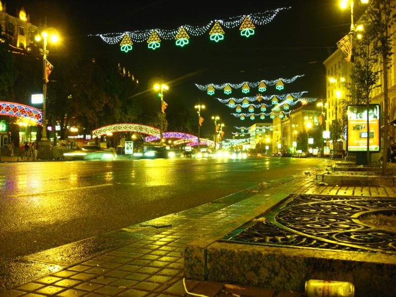 Free stock image of Evening Kreschatik Kiev created by Andrej