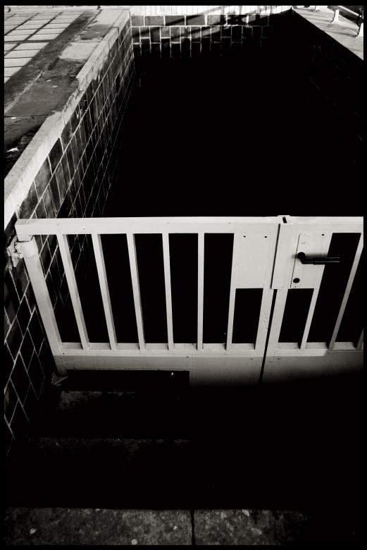 Free stock image of Gate to nowhere created by Luka