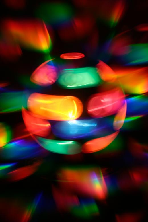 Free stock image of Spinning Disco Lamp Abstract created by Nicolas Raymond