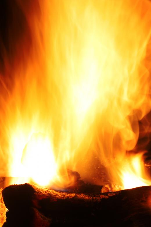 Free stock image of Burning Campfire created by Nicolas Raymond