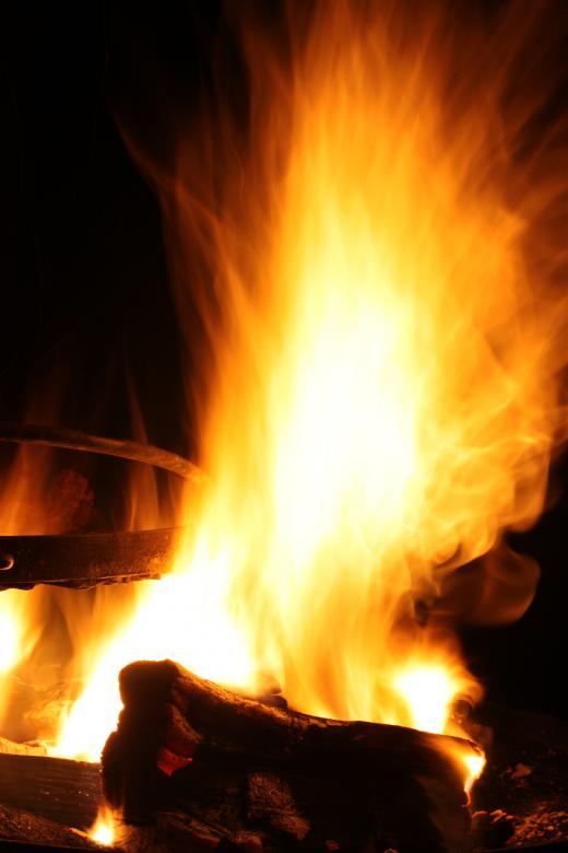 Free stock image of Burning Campfire created by Nicolas Raymond