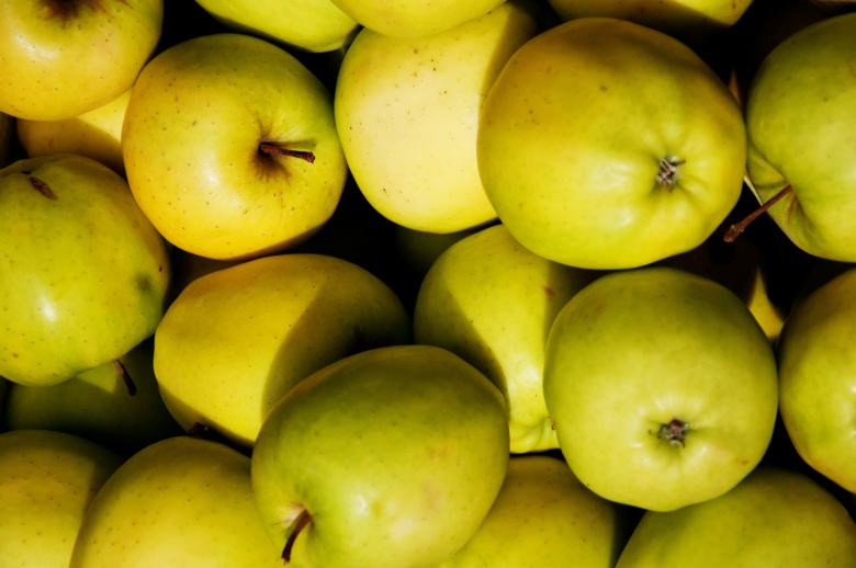 Free stock image of Green apples created by Luka